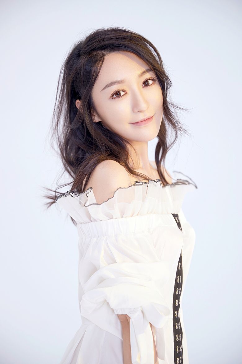 王紫潼档期咨询,出席活动及广告代言业务洽谈