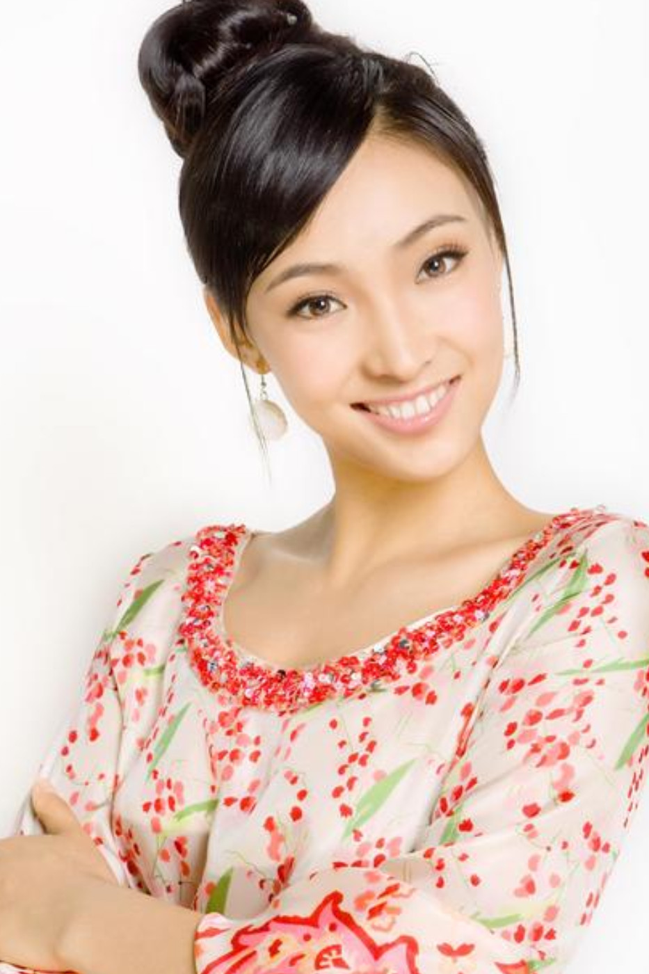 白静档期咨询,出席活动及广告代言业务洽谈