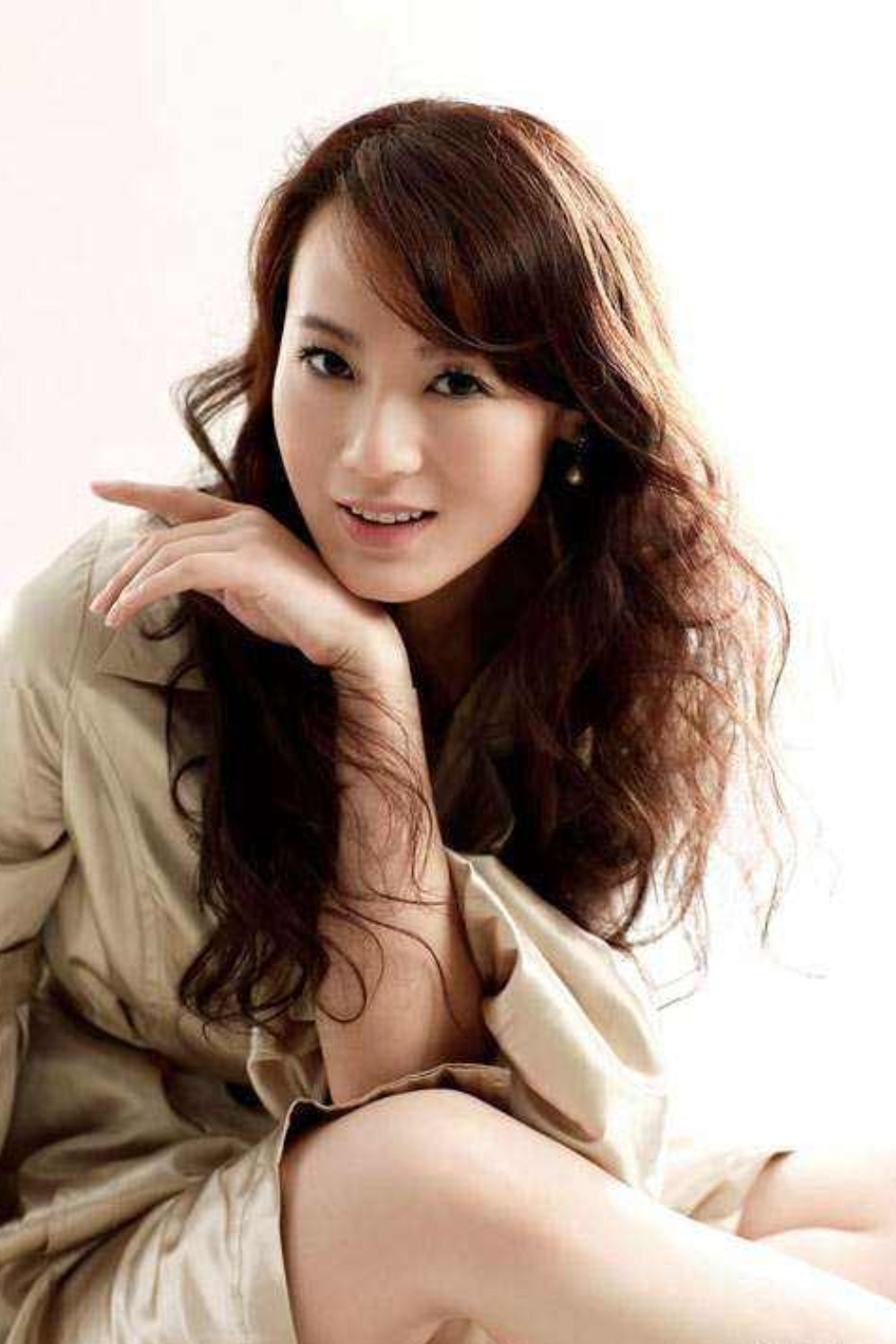 康华香港明星影视演员康华vcr录制费:0.