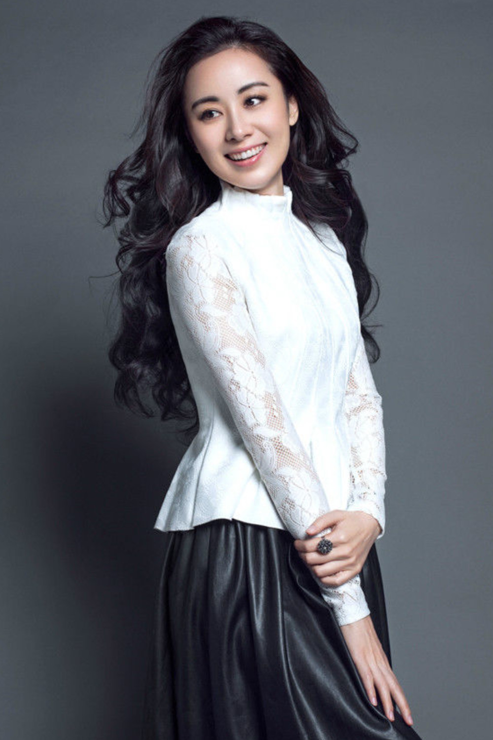 席与立档期咨询,出席活动及广告代言业务洽谈