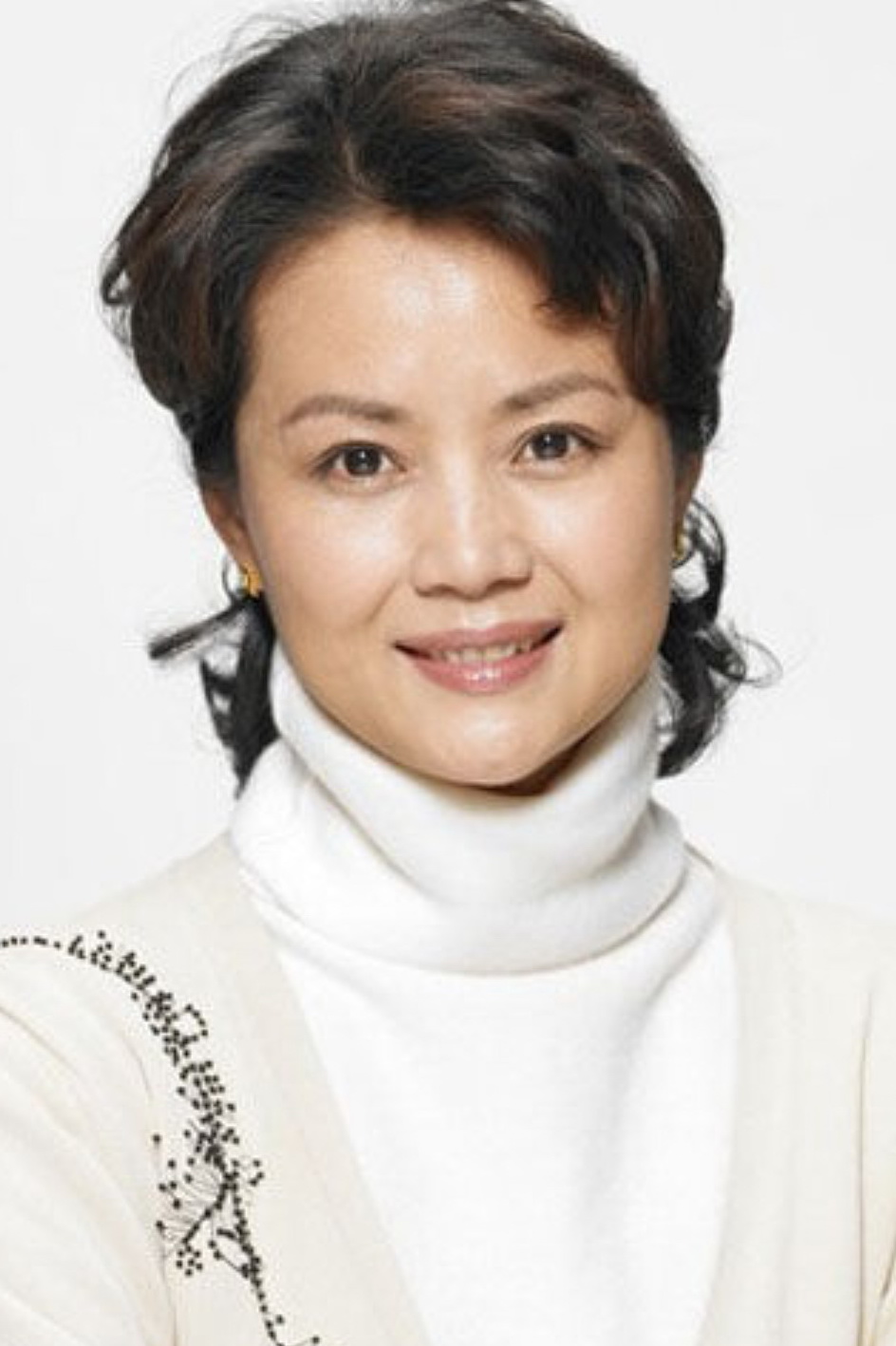 茹萍内地明星影视演员温馨提示:报价均为税后参考价,以实际沟通为准!