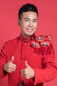 李政飞