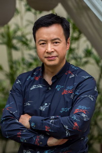 储栓忠