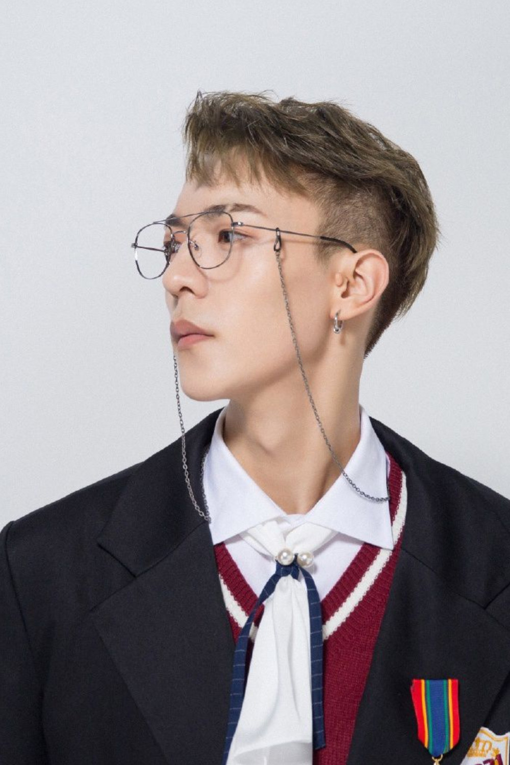 卜凡档期咨询,出席活动及广告代言业务洽谈