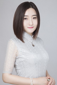 云菲菲