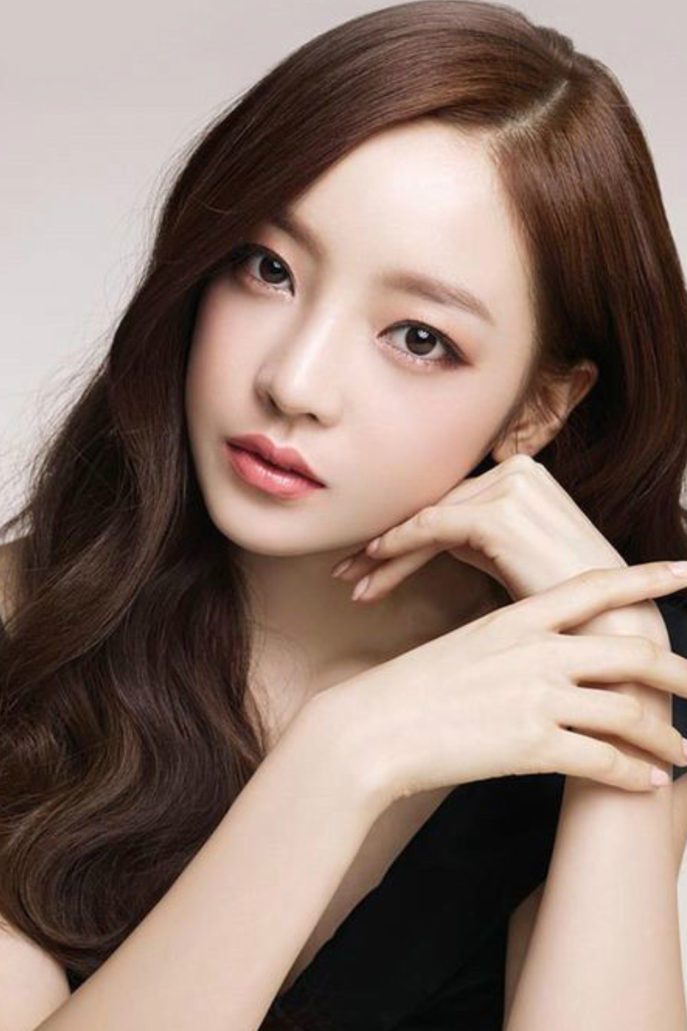 2023-具荷拉(已故)经纪业务代理 -出场费,代言费报价及档期咨询 - 星