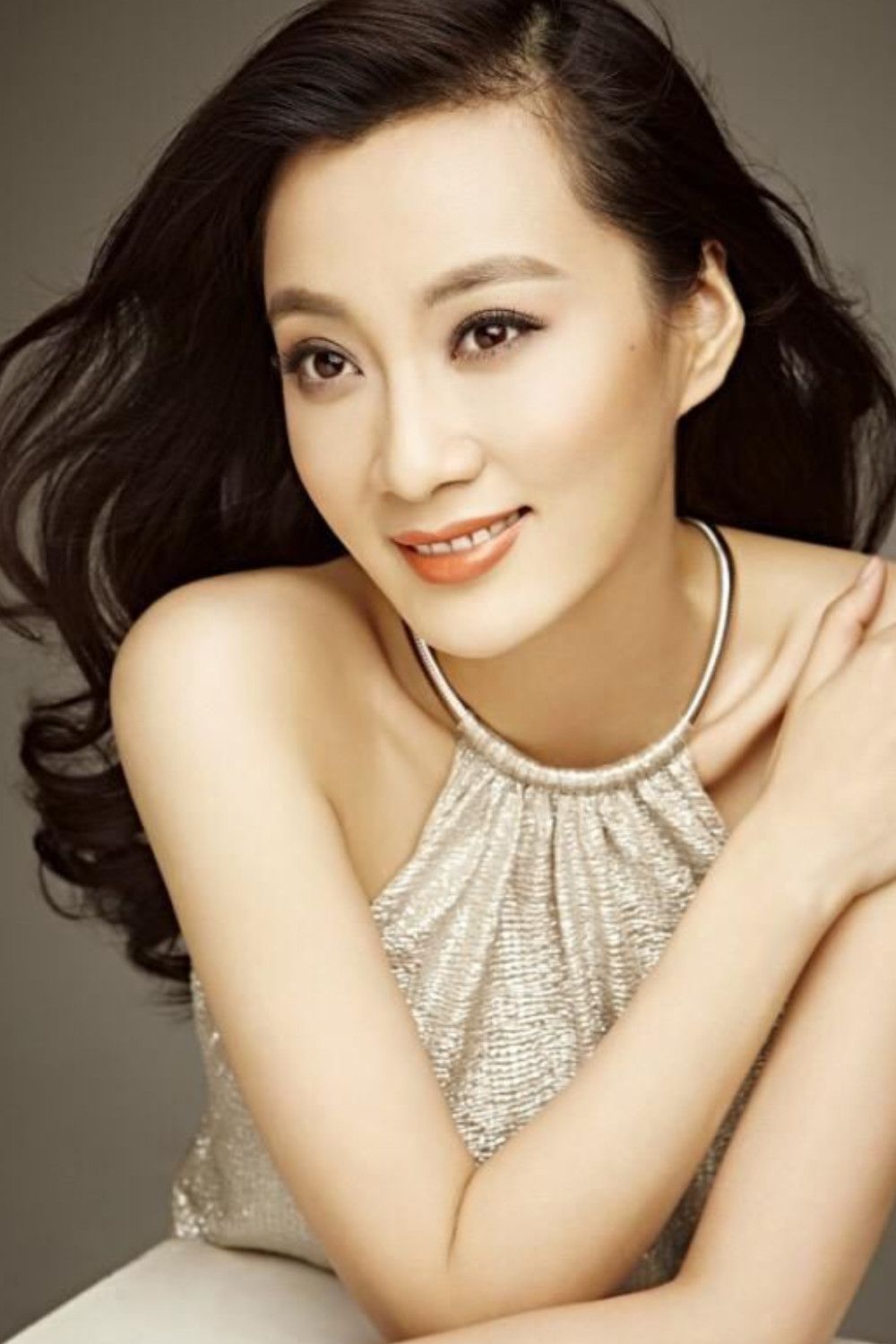 徐梵溪档期咨询,出席活动及广告代言业务洽谈