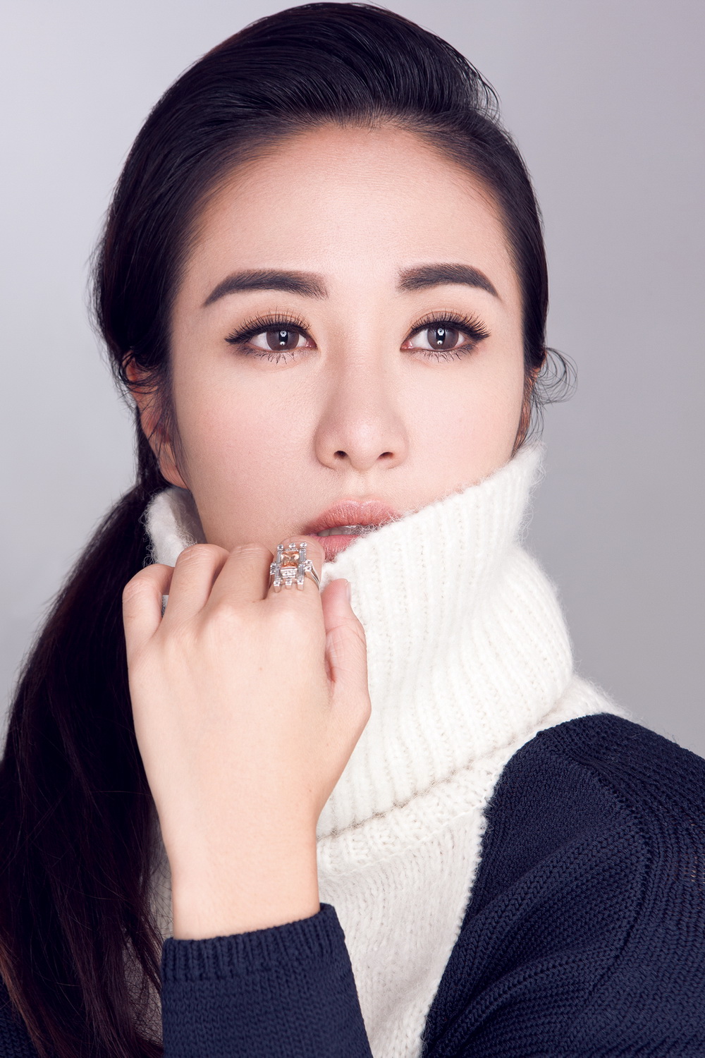 叶璇档期咨询,出席活动及广告代言业务洽谈