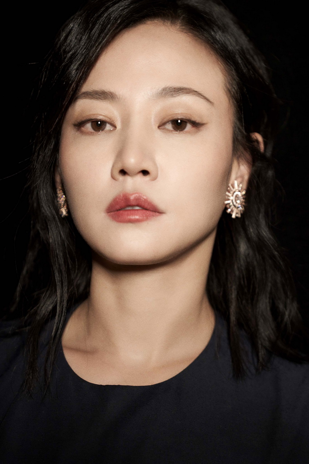 谭卓档期咨询,出席活动及广告代言业务洽谈