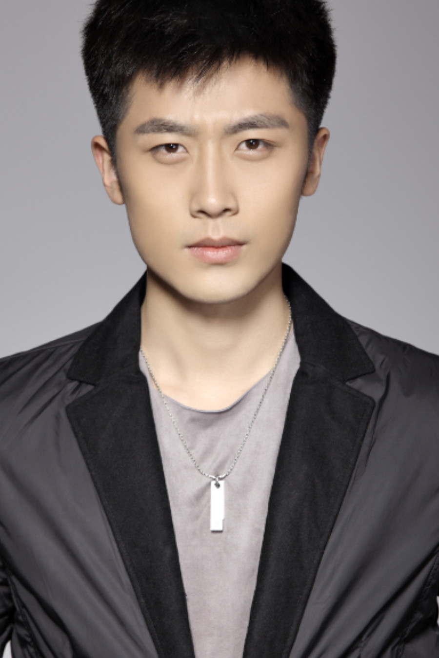 张家硕档期咨询,出席活动及广告代言业务洽谈