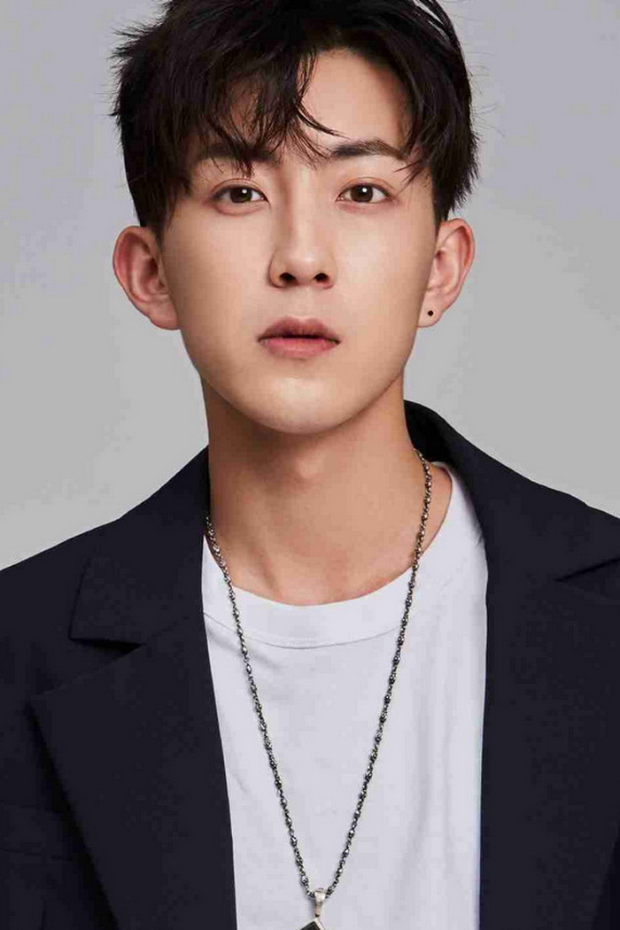 代云帆档期咨询出席活动及广告代言业务洽谈