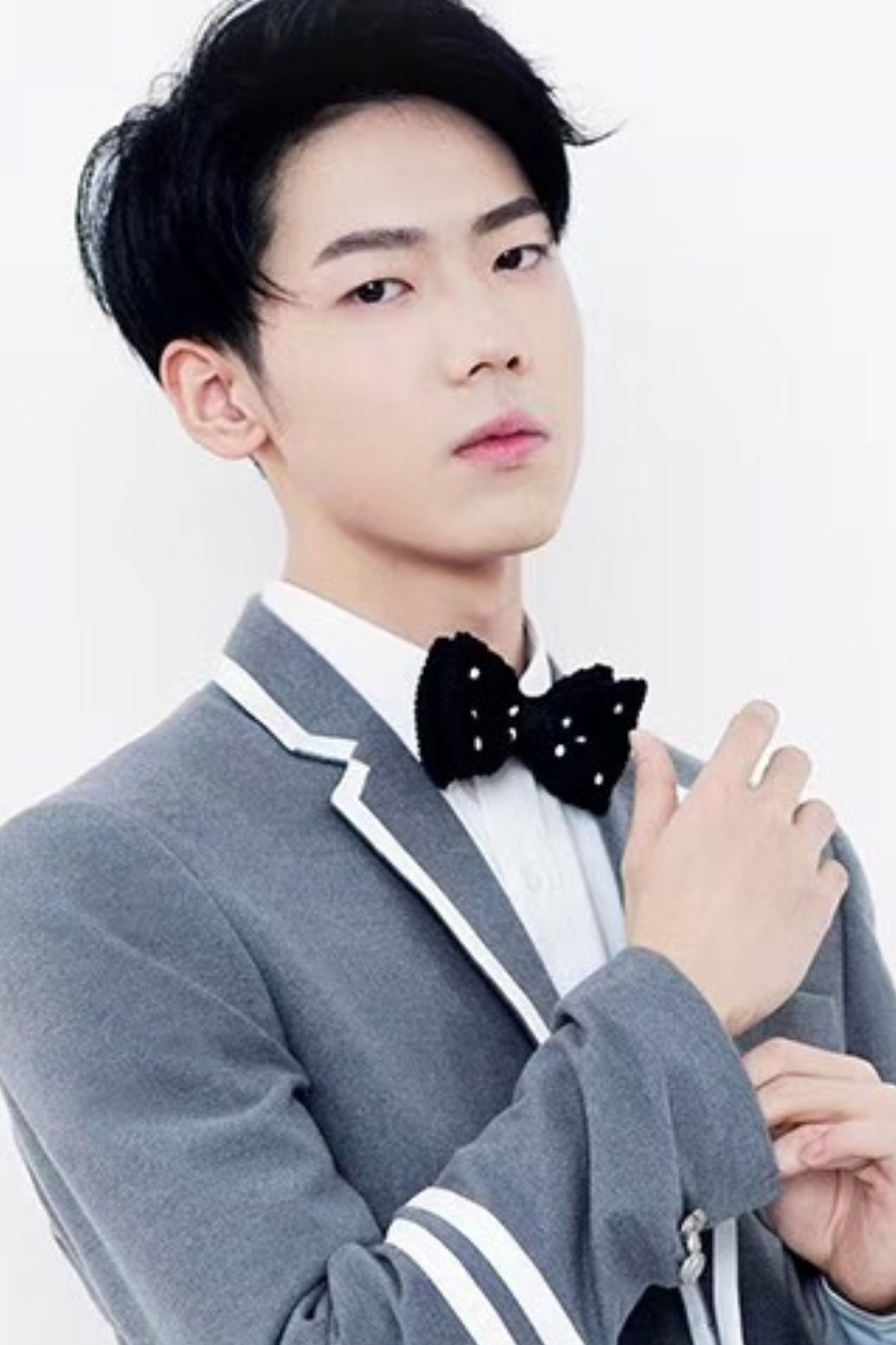 当前位置:首页>明星资料库>内地明星> 娄滋博top