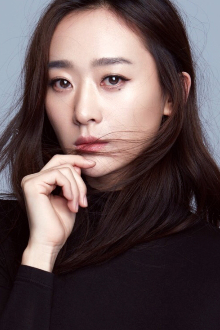 严艺丹档期咨询,出席活动及广告代言业务洽谈