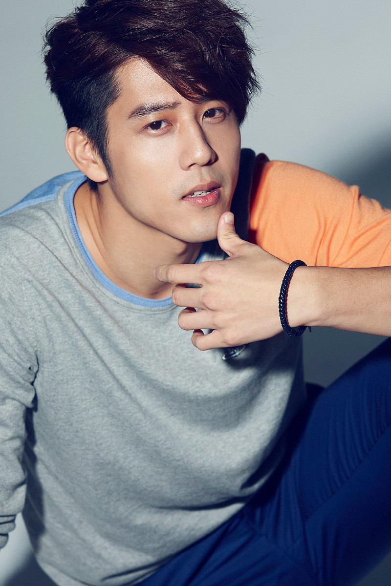 胡宇威台湾明星影视演员歌手胡宇威商业演出费:16万元