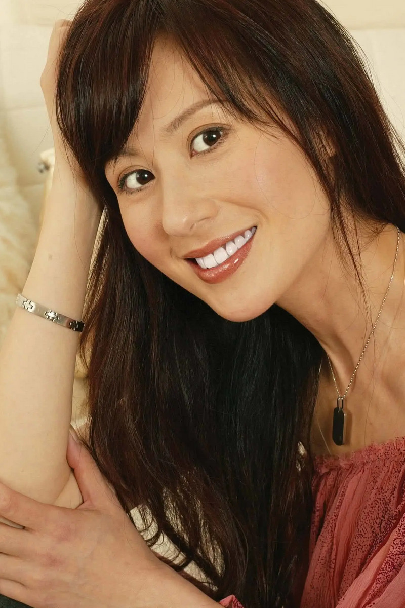 江欣燕香港明星影视演员温馨提示:报价均为税后参考价,以实际沟通为准