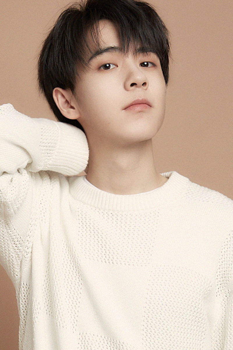 郑人予档期咨询,出席活动及广告代言业务洽谈