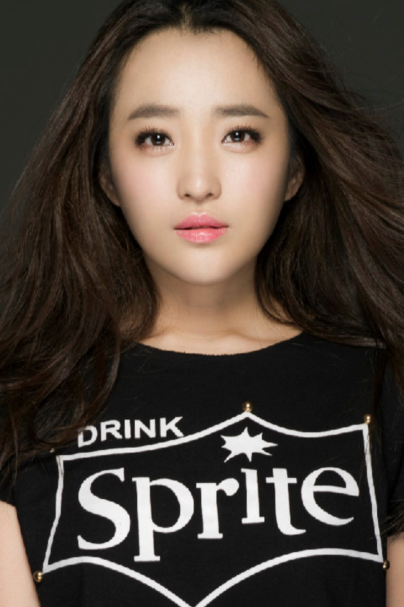 张欣颜档期咨询,出席活动及广告代言业务洽谈