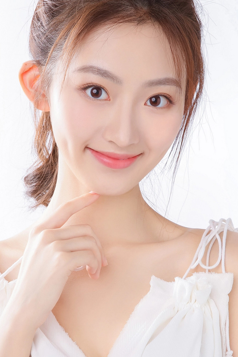 杨雨潼档期咨询,出席活动及广告代言业务洽谈