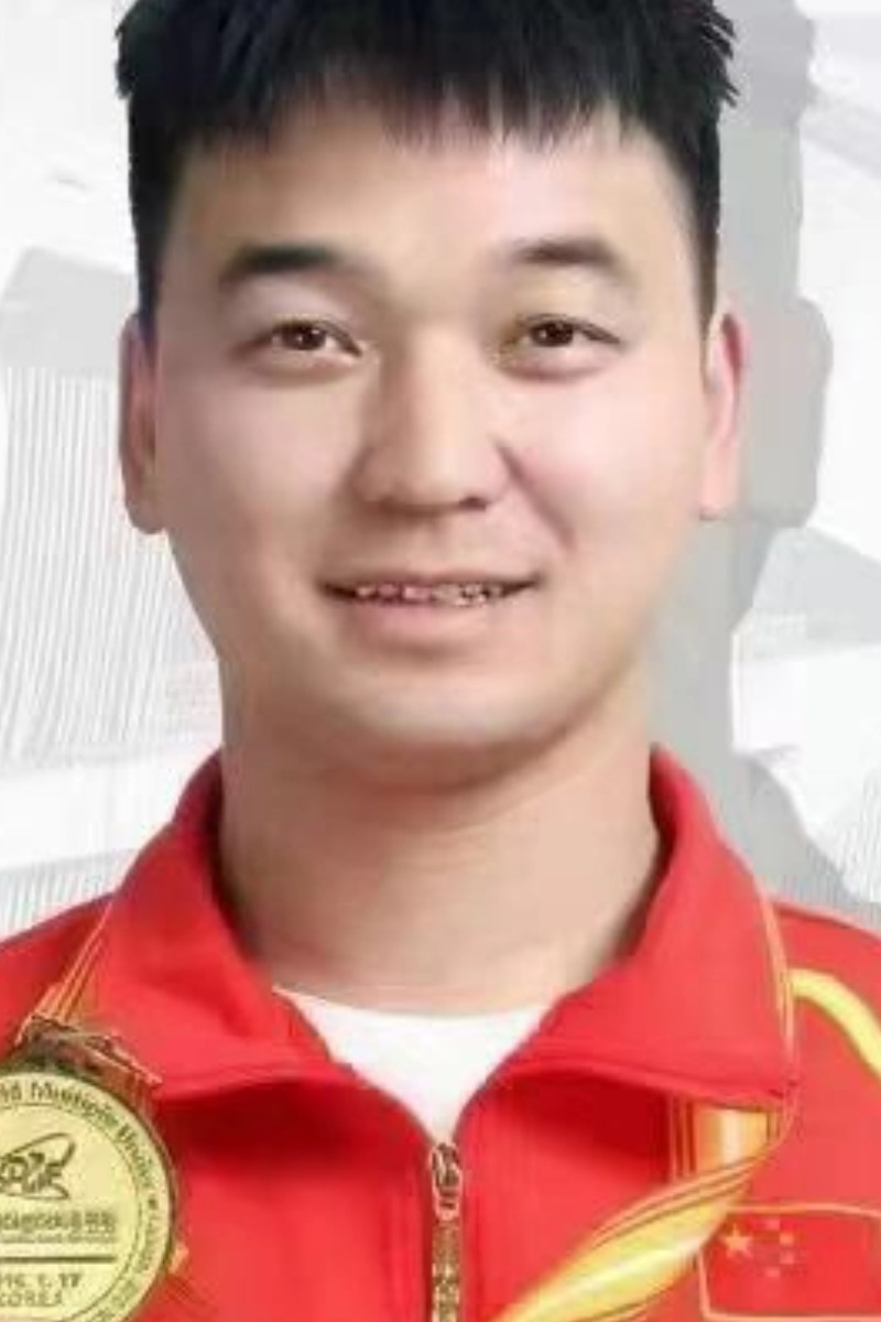 刘傲磊
