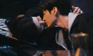 当现偶找回“性张力”｜对话《深情眼》导演张笑安