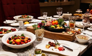 “三座大山”、“外卖大战”下的餐饮众生相